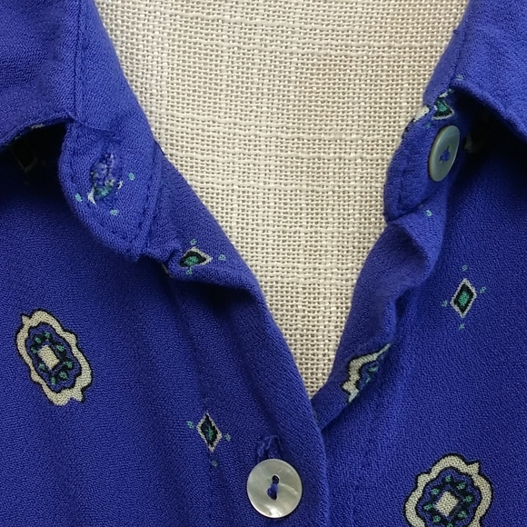 Free People Oversized Medallion Blouse - Picture 7 of 14